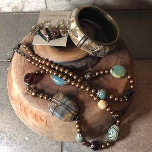 ColdWater Creek necklace 2earrings/bracelet set